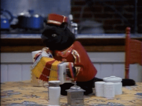 篮球专项体能训练周期化设计与效果分析，篮球运动项目体能训练计划