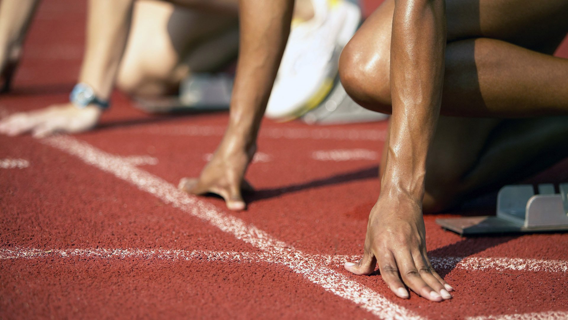 AYX SPORTS-国际热身赛中国青年队惨败 球迷热议换人策略，国家队热身赛